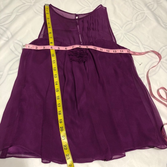 ⬇️Blouse sleeve less purple silk . - Picture 3 of 5